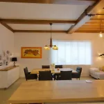 Lauras - Radfahren, Wandern, Garten, Pool & Wein Suedsteiermark