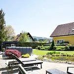 Lauras - Radfahren, Wandern, Garten, Pool & Wein Suedsteiermark Appartement Eibiswald
