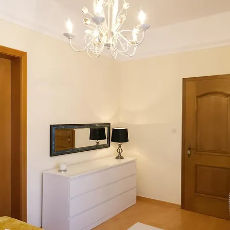 Appartement Lauras - Ihre Wohlfuehloase In Der Suedweststeiermark Mit Garten, Pool, Biotop & Weinbar