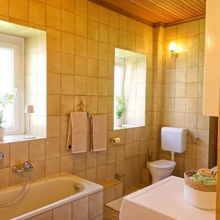 Lauras - Ihre Wohlfuehloase In Der Suedweststeiermark Mit Garten, Pool, Biotop & Weinbar Eibiswald