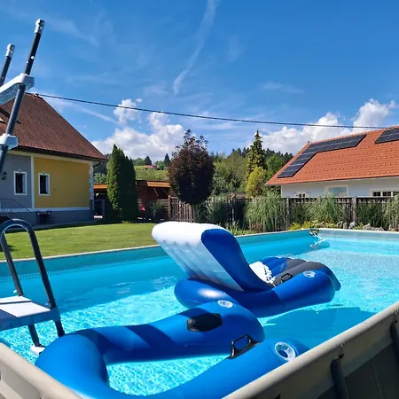 Lauras - Ihre Wohlfuehloase In Der Suedweststeiermark Mit Garten, Pool, Biotop & Weinbar
