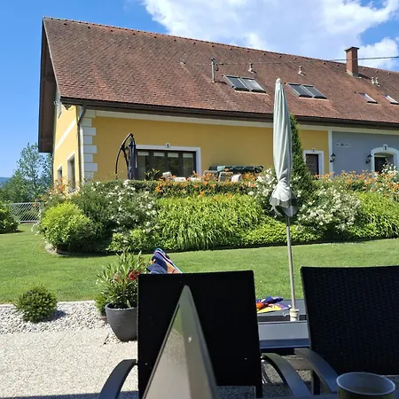 Lauras - Ihre Wohlfuehloase In Der Suedweststeiermark Mit Garten, Pool, Biotop & Weinbar Eibiswald