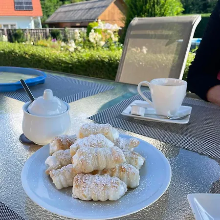 Lauras - Ihre Wohlfuehloase In Der Suedweststeiermark Mit Garten, Pool, Biotop & Weinbar Appartement *