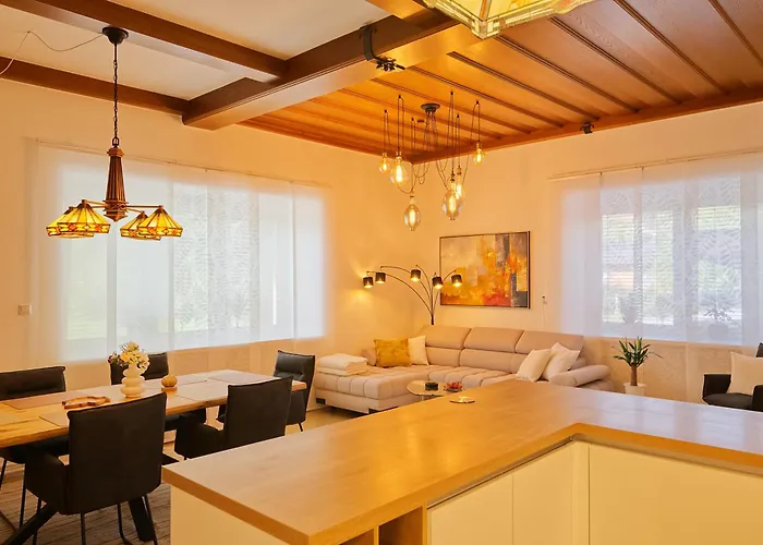 Lauras - Ihr Wohlfuehlort In Der Suedsteiermark شقة Eibiswald