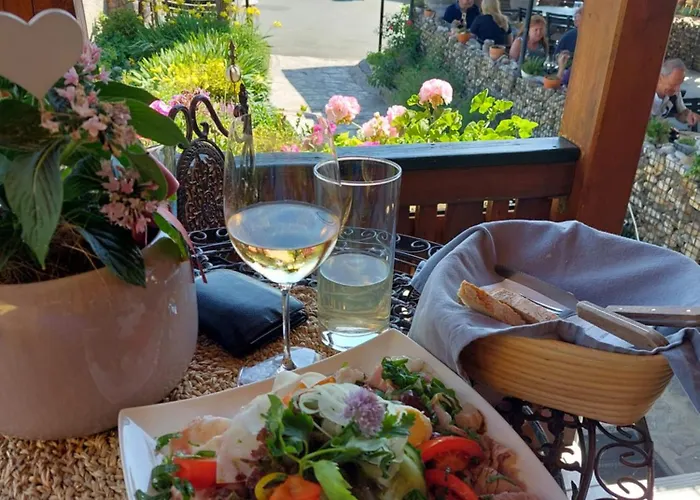 شقة Lauras - Ihr Wohlfuehlort In Der Suedsteiermark